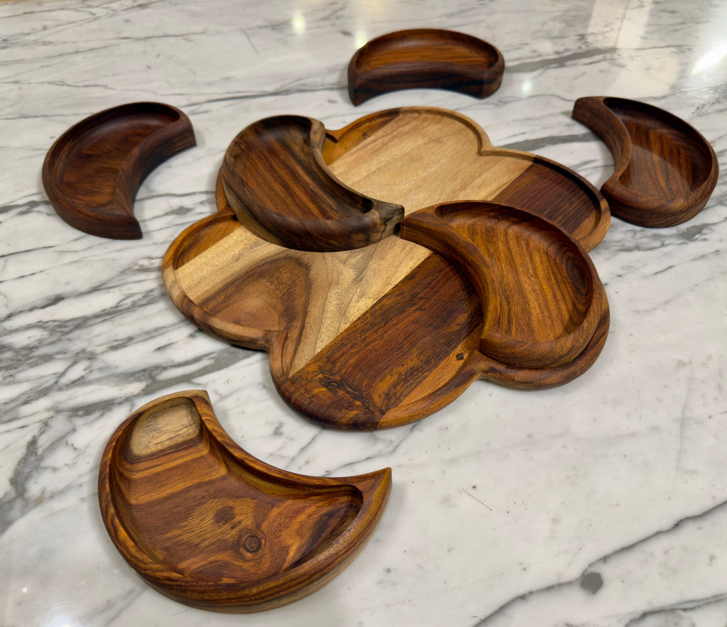 Clover Snack Platter – Handcrafted Shisham Wood