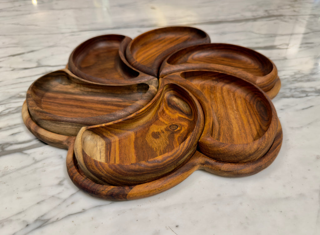 Clover Snack Platter – Handcrafted Shisham Wood