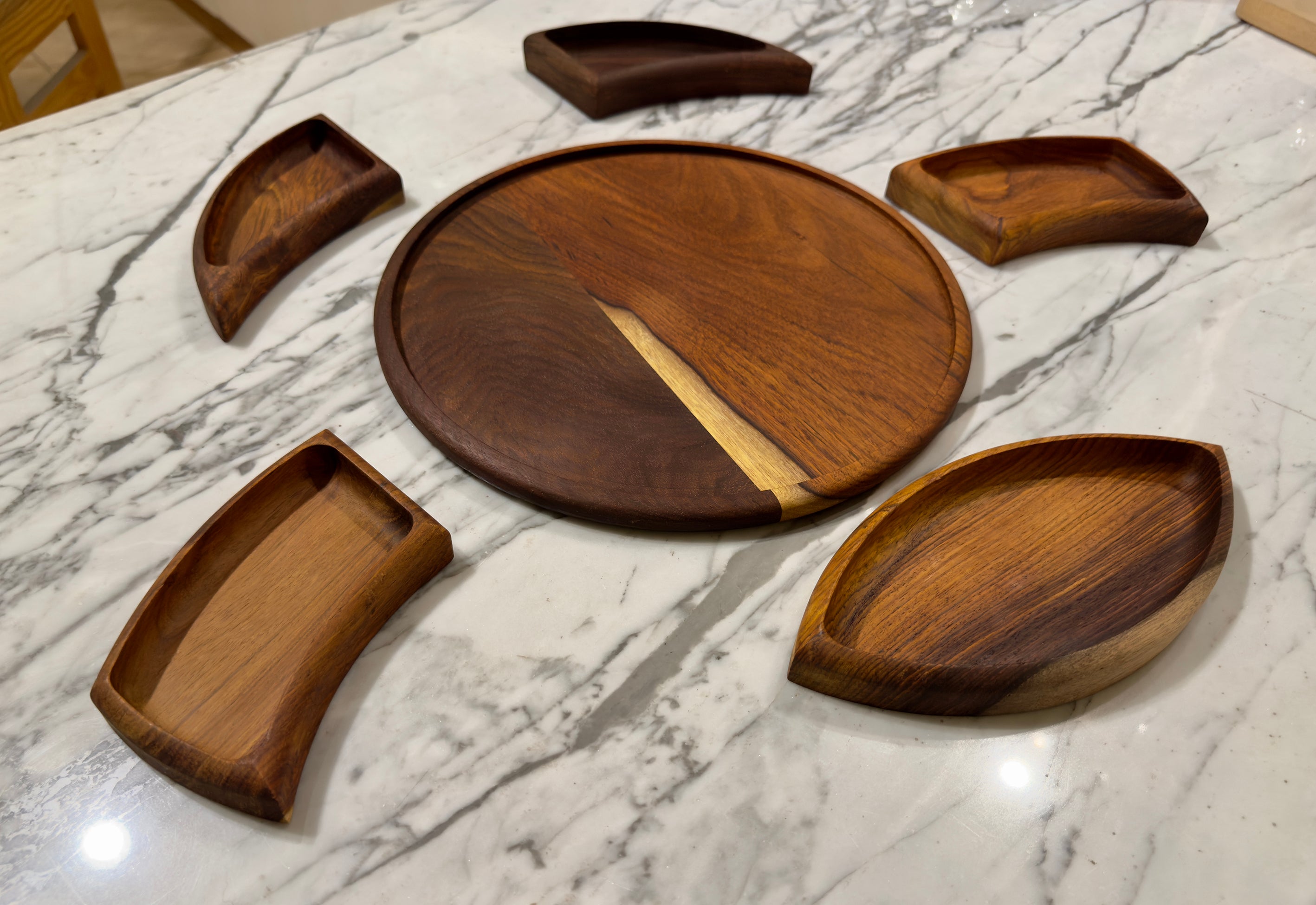 Handcrafted Shisham Wood Divided Serving Platter Set – 30 cm