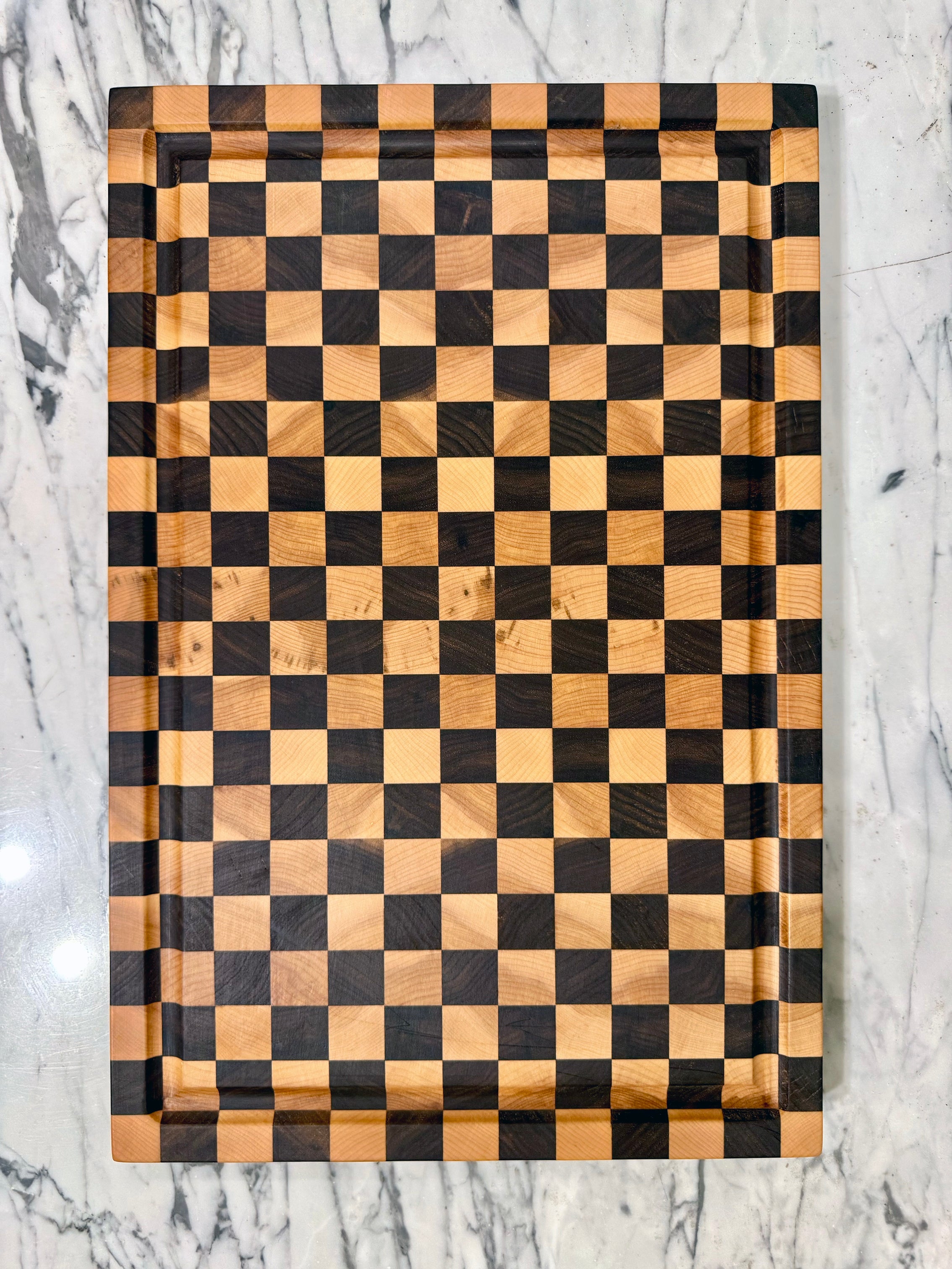 Premium End Grain Walnut & Maple Cutting Board – 46 × 32 cm