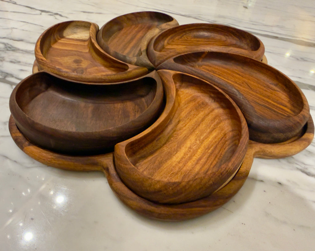 Clover Snack Platter – Handcrafted Shisham Wood