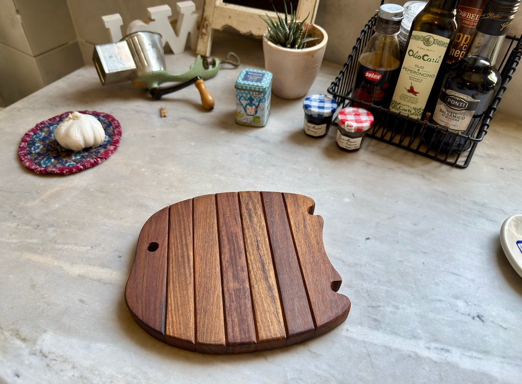 Wood Folding Trivet – Fish Shape | Expandable Hot Pot Stand