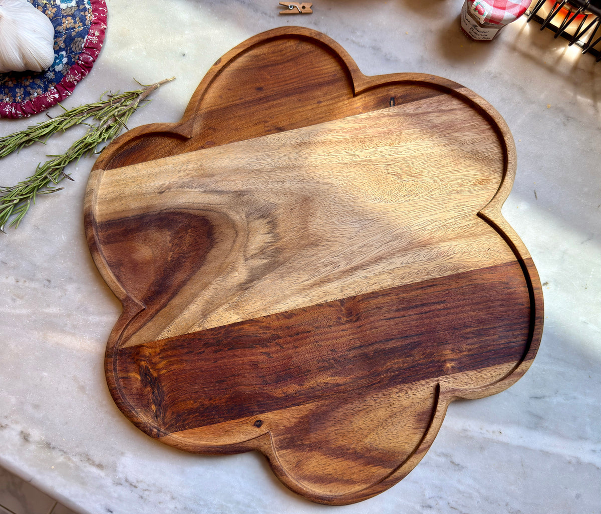 Clover Snack Platter – Handcrafted Shisham Wood